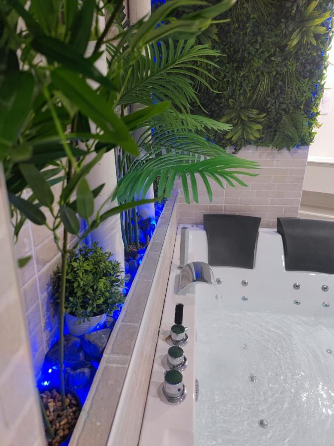 Espectacular Apartamento Con Spa Privado Miami Playa Exterior foto
